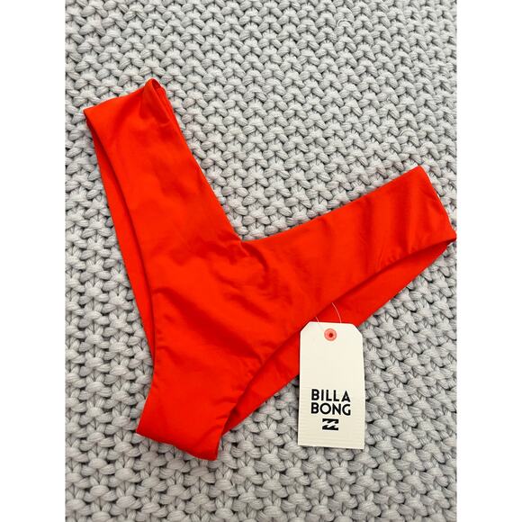 Billabong• Sol Searcher Fiji Bikini Bottom SAMBA - Picture 3 of 13